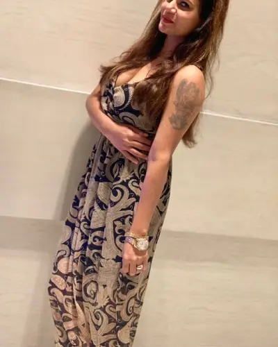Vanthali Escort